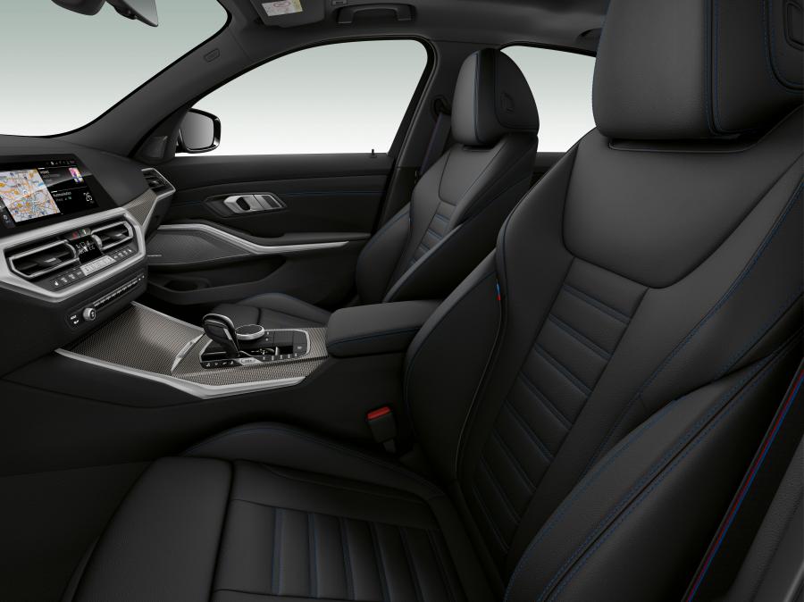Интерьер BMW M340i xDrive (G20) 2019 года  (WW) (фото 4 из 111)